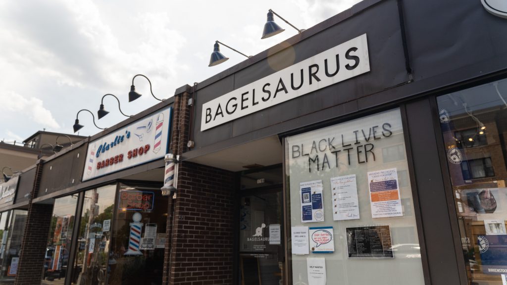 A photo of Bagelsaurus' storefront